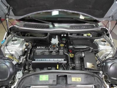 2dr Cpe Manual Coupe 1.6L 4-Wheel Disc Brakes ABS Adjustable Steering Wheel, image 10