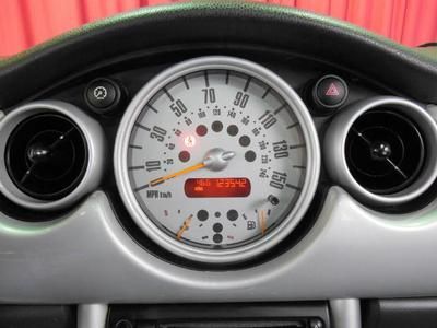 2dr Cpe Manual Coupe 1.6L 4-Wheel Disc Brakes ABS Adjustable Steering Wheel, image 17