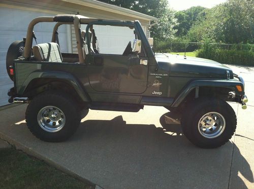 2000 jeep tj  wrangler sahara 4x4 automatic hardtop