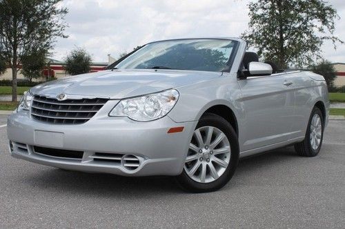 2010 chrysler sebring touring convertible, clean carfax