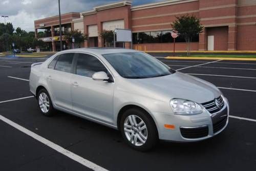 2010 volkswagen jetta se sedan 4-door 2.5l