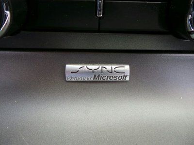 Convertible 3.7L CD Rear Wheel Drive Power Steering 4-Wheel Disc Brakes A/C ABS, image 24