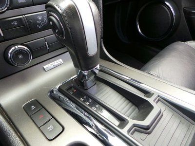 Convertible 3.7L CD Rear Wheel Drive Power Steering 4-Wheel Disc Brakes A/C ABS, image 26