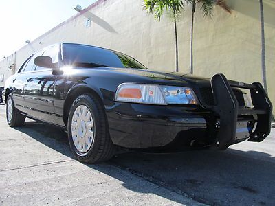 *bad boy black* super low miles - p71 police interceptor cruiser car