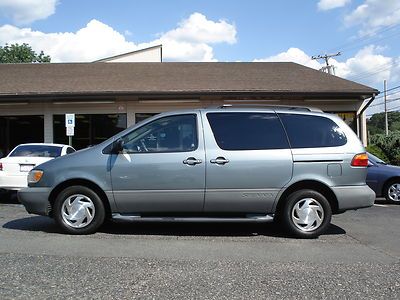 No reserve 1999 toyota sienna le 3.0l v6 7-pass one owner runs great nice!