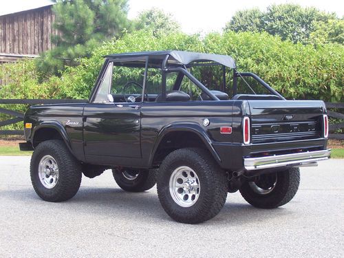 Beautiful restored triple black 1968 ford bronco great stance ready to show &amp; go