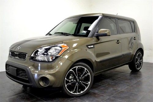 2013 kia soul~custom~wheels art~one of a kind~power~we finance~free shippin!!