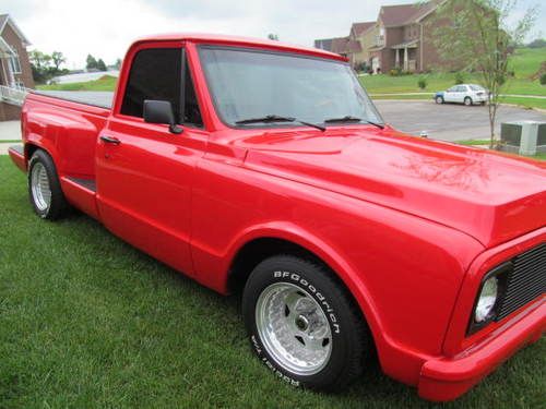 1972 chevy cheverolet pickup with factory air, frame off restore