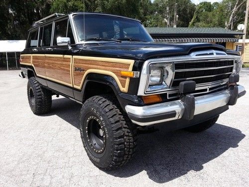 1989 jeep grand wagoneer automatic 4-door suv