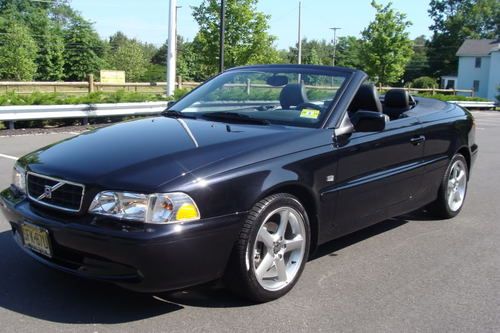 2004 volvo c70 black sapphire only 22k miles showroom condition