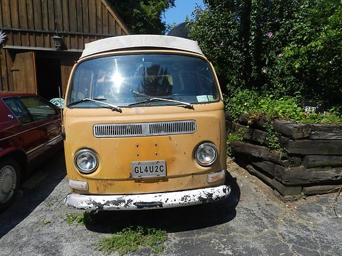 1972 volkwagon van camper edition