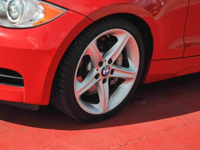 RED LEATHER 135i MOONROOF ALLOY WHEELS PADDLE SHIFTERS, image 4