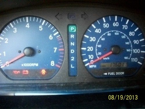 2002 Toyota Sienna CE Mini Passenger Van 5-Door 3.0L, image 6