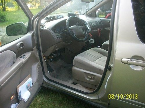 2002 Toyota Sienna CE Mini Passenger Van 5-Door 3.0L, image 8