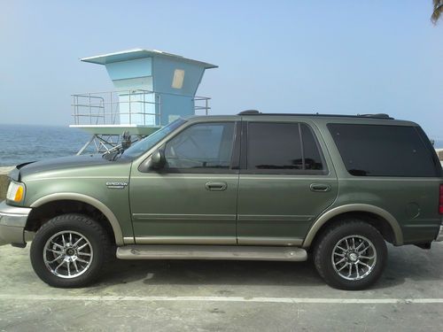 01 ford expedition eddie bauer awd/4x4   102k clean runs and drives great!!!!!!!