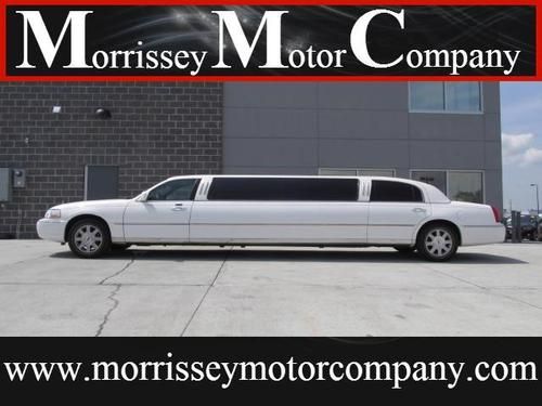 2006 lincoln town car executive limousine 4-door 4.6l