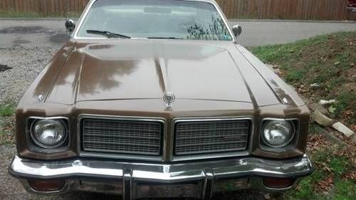 1976 dodge coronet brougham sedan 4-door 5.2l