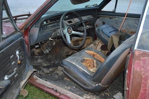 1967 Chevelle SS396 4 speed manual with rare bucket seats, image 7