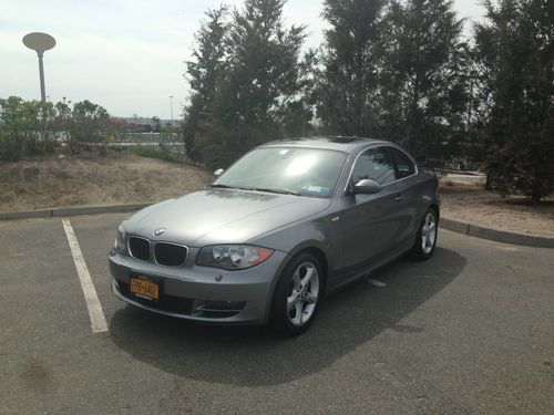 2009 bmw 128i  ******full warranty till dec 2016***