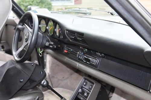 1988 Porsche 911 Cabriolet, image 10