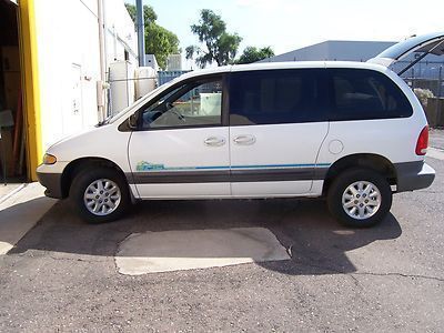 Dodge : caravan electric 1999 - ev - charger
