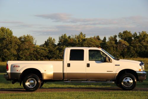 2003 ford f350 crew lariat drw 7.3l diesel 69k actual miles 4x4 mint no reserve