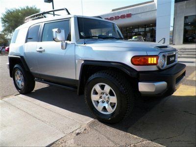 4x4 low miles 4 door suv gasoline 4.0l v6 fi dohc 24v silver automatic financing