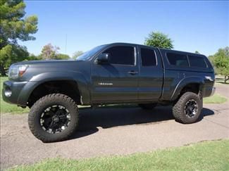 2009 toyota tacoma - lifted -- 4x4 -- low miles -- gottruck.com