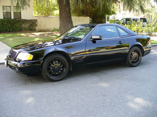 Beautiful triple black mercedes benz sl500  new soft top excellent condition