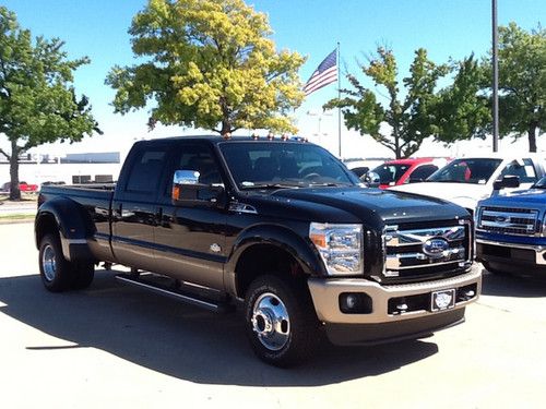 2014 ford super duty f-350 drw 4wd crew cab 172 king ranch