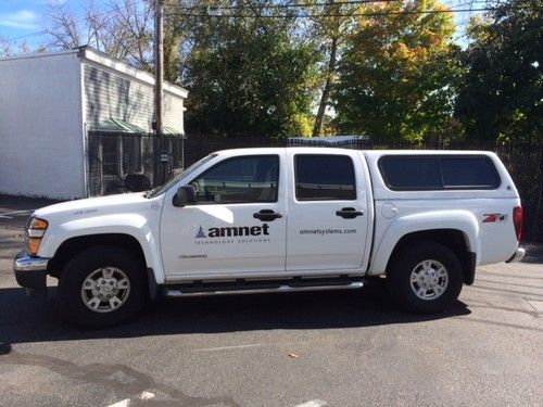 2005 chevrolet colorado 4 door pickup truck white 100k no accidents runs great