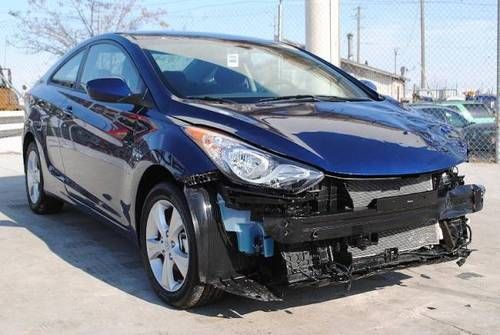 2013 hyundai elantra damaged salvage only 762 miles wont last export welcome!!!