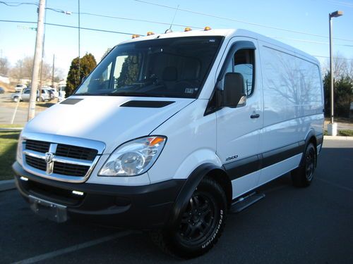 2008 dodge sprinter 2500 crd cargo custom,nav,cb,back up camera,cd, 83k like new