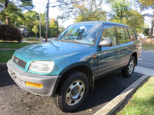 1997 toyota rav4 rav 4 sport utility 4-door 2.0l 5 speed 111032 miles excellent