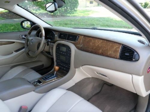 BEAUTIFUL CAR, SUN ROOF, LEATHER INTERIOR, GOLD PACKAGE, TINTED GLASS, US $7,900.00, image 18