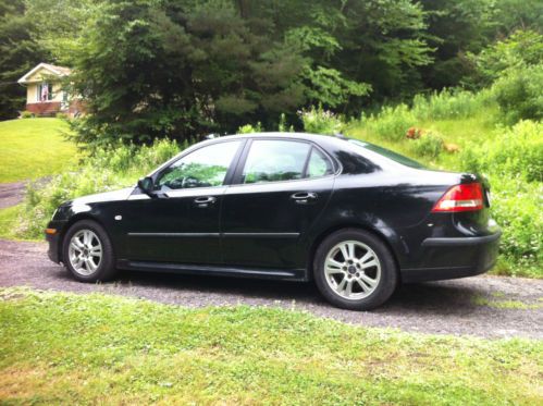 2006 saab 9-3 sedan  nice car black 2.0 turbo  needs minor attention