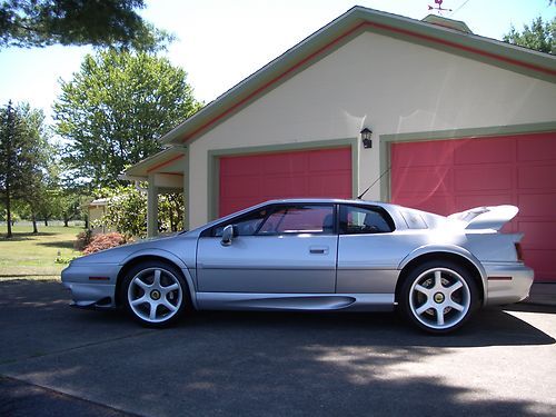 Pristine lotus esprit v8, 1 owner, all options, 5,243 miles-mechanically perfect