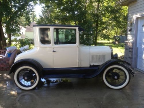 1927 ford model t coupe