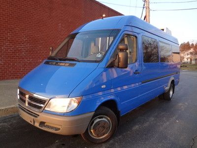 Dodge sprinter 3500 dually  high roof 12 passanger 2.7l benz diesel  no reserve