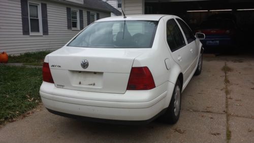 2000 volkswagen jetta gl sedan 4-door 2.0l