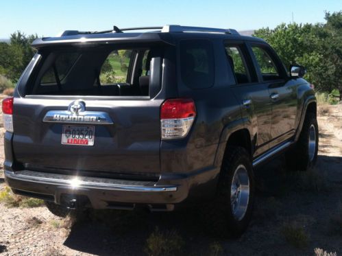 33" NITTO TRAIL GRAPPLERS, FUEL SILVER KRANK WHEELS, DAYSTAR LIFT, 3rd ROW!!!, US $28,995.00, image 4