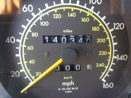Vintage 1989 Mercedes Benz 300E, image 22