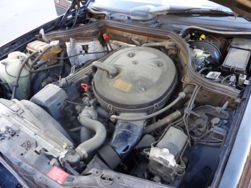 Vintage 1989 Mercedes Benz 300E, image 24