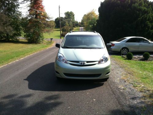 2006 toyota sienna le, v-6 ,3.3l 63500mi