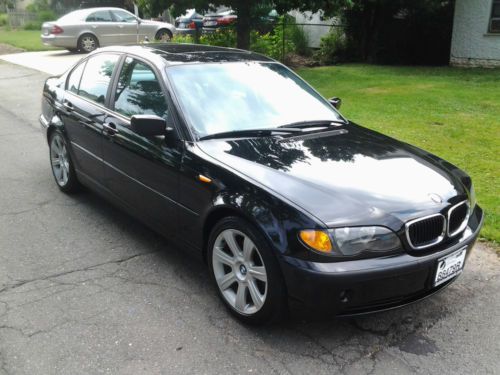 2002 bmw 325i sedan 4-door 2.5l, 5 speed with sport package **warranty**