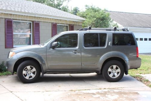 2005 nissan pathfinder se off-road sport utility 4-door 4.0l