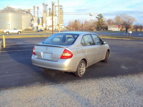 2002 toyota prius sedan 4-door 1.5l hybrid electric gas economical no reserve