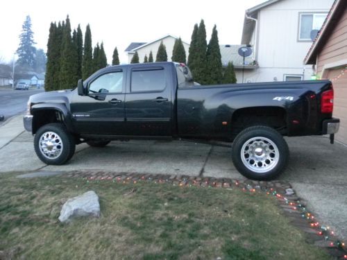 Amazing 09&#039; lifted duramax ltz 6.0 allison tranny