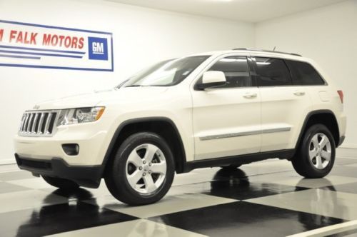 4x4 navigation laredo like new 2011 grand cherokee 4wd heated leather for sale