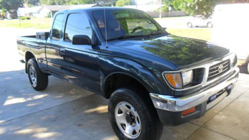 1997 toyota tacoma lx automatic good condition  new transmision  1 year warranty